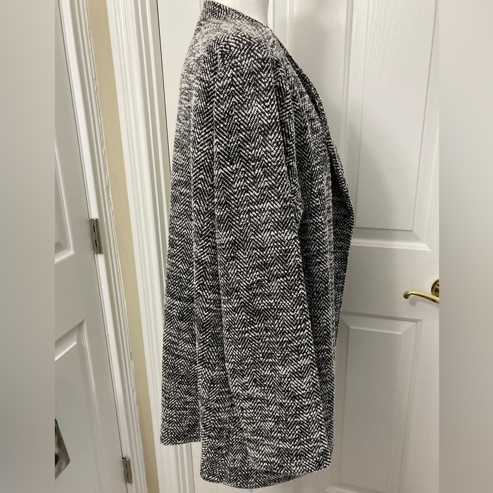 NWT Karen Kane Black and White Knit Cardigan - Picture 9 of 13